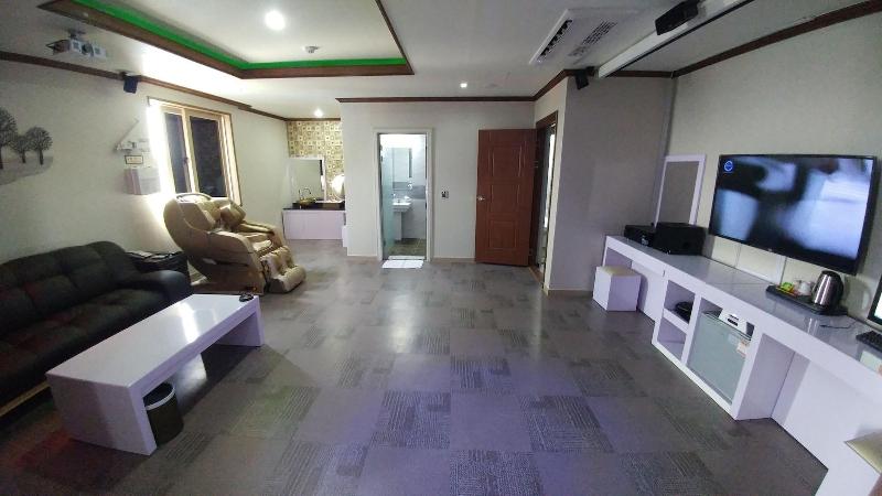 Seosan Hotel Iris image