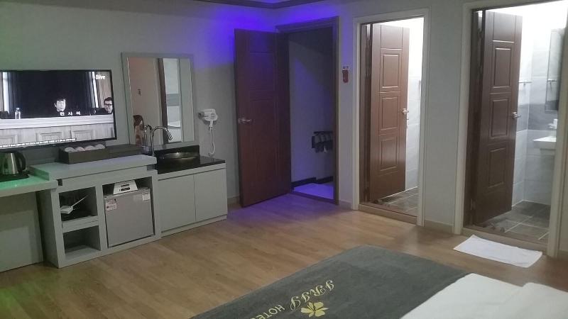 Seosan Hotel Iris image