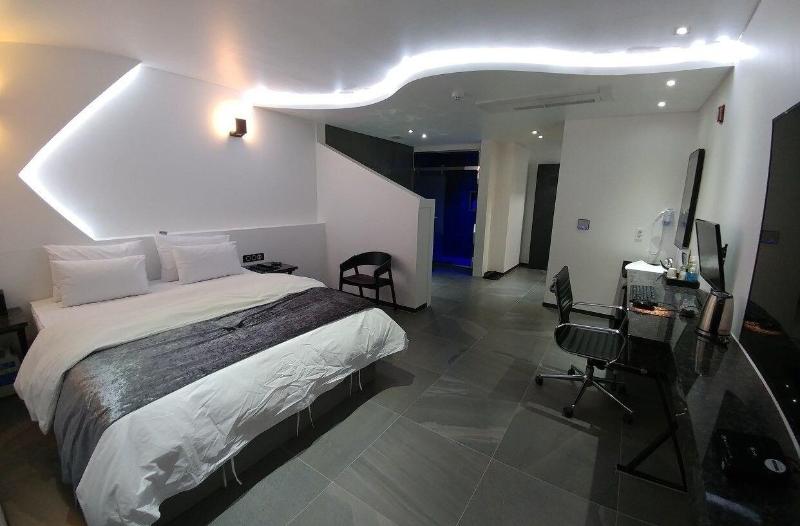 Aria Hotel Seosan image