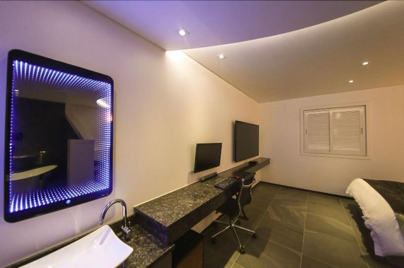 Aria Hotel Seosan image