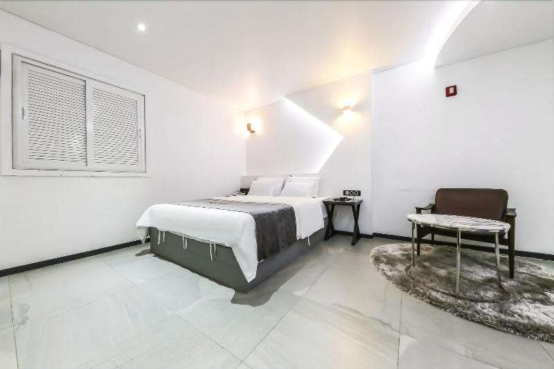 Aria Hotel Seosan image