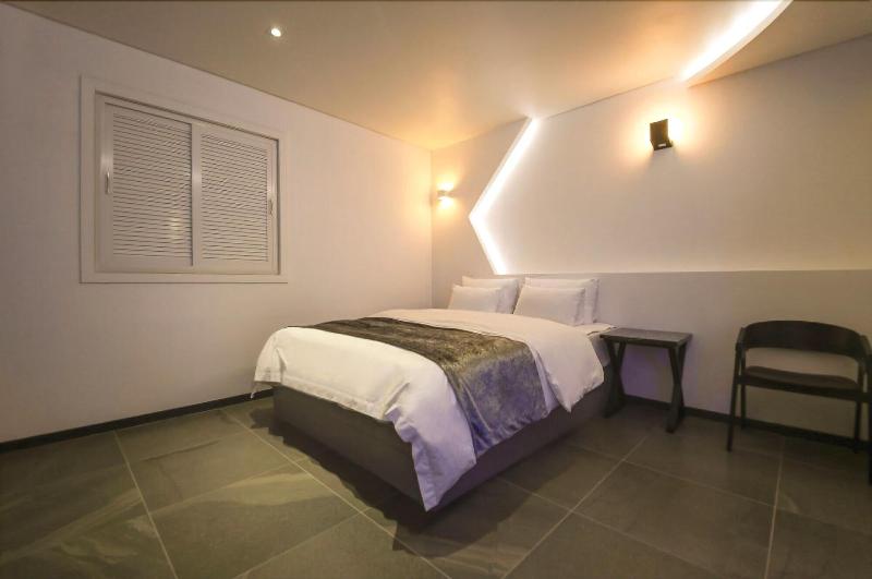 Aria Hotel Seosan image