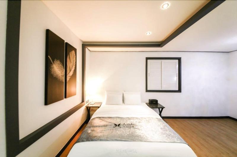 Aria Hotel Seosan image
