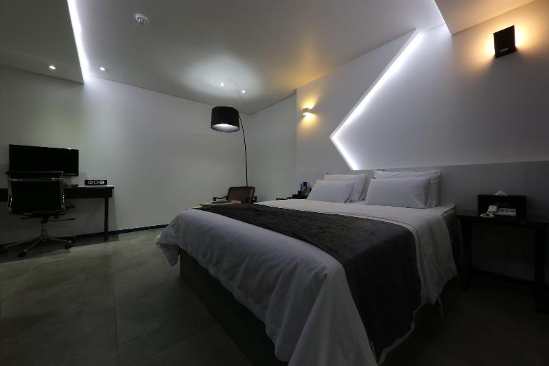 Aria Hotel Seosan image