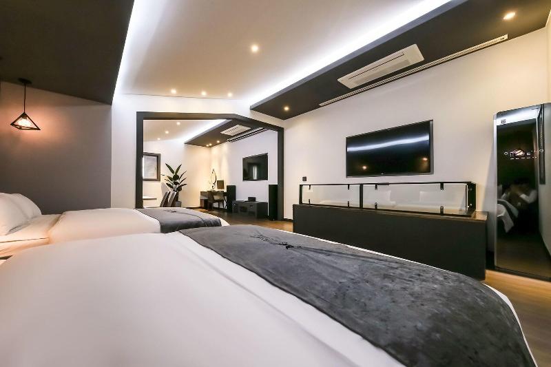 Aria Hotel Seosan image