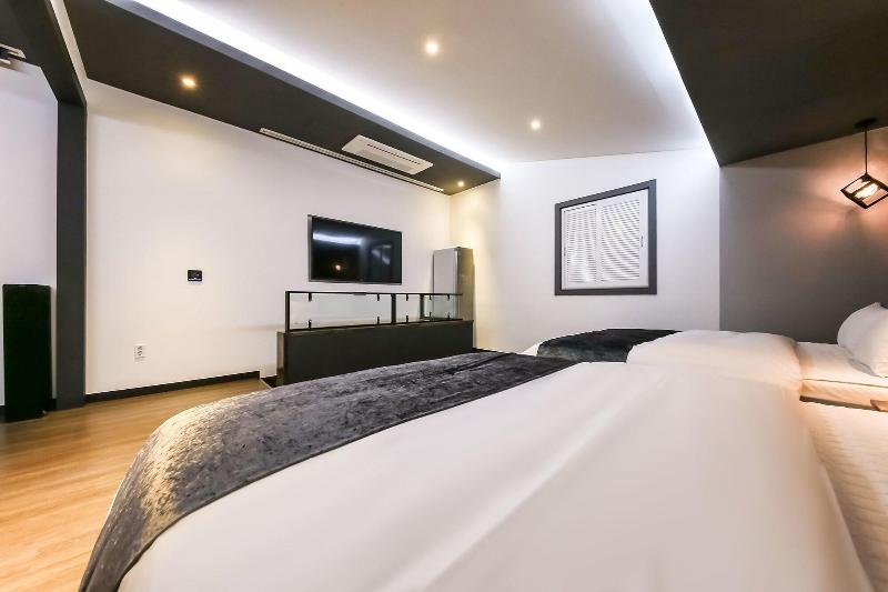 Aria Hotel Seosan image