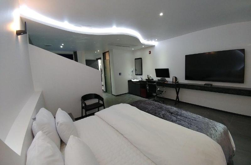 Aria Hotel Seosan image