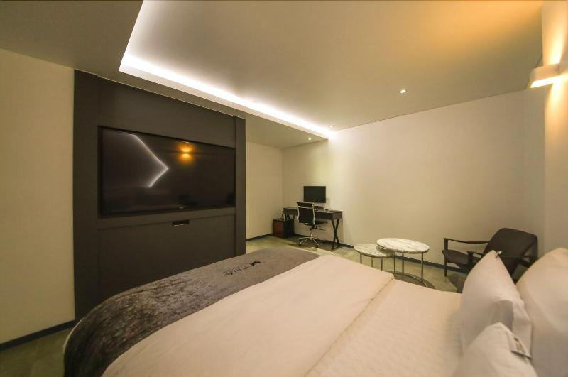 Aria Hotel Seosan image
