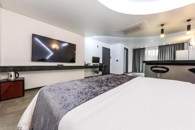 Aria Hotel Seosan image
