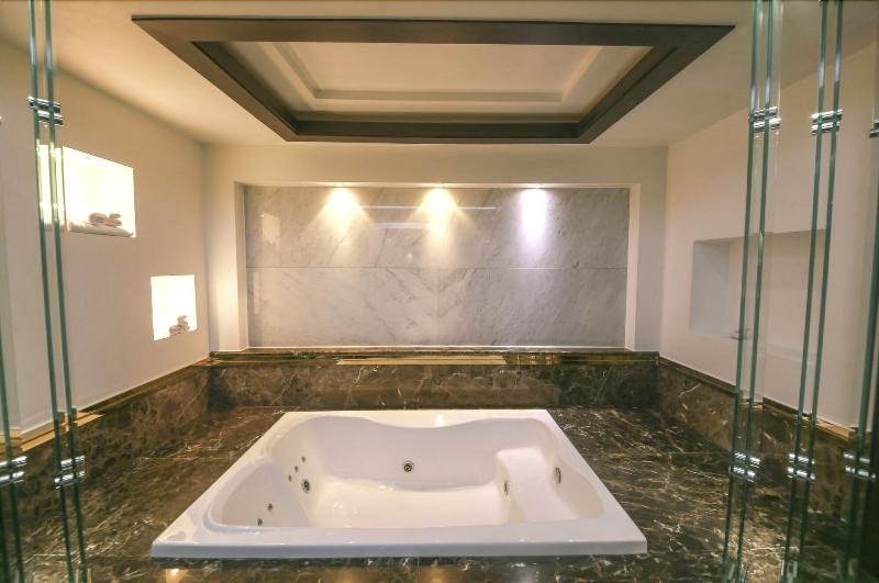 Aria Hotel Seosan image
