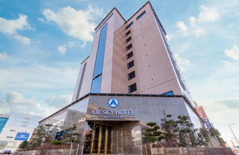 Air Sky Hotel image