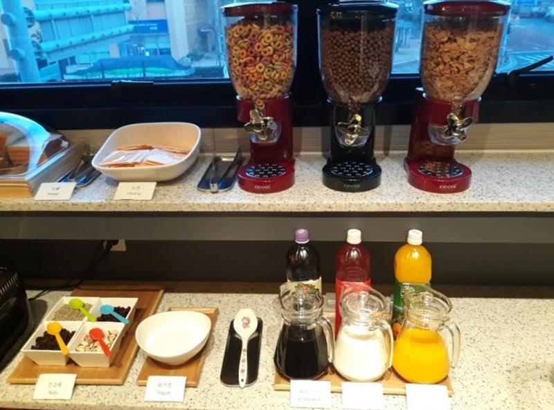 Air Sky Hotel image