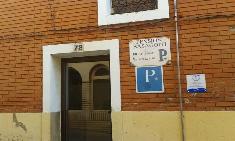 Pensión Basagoiti image