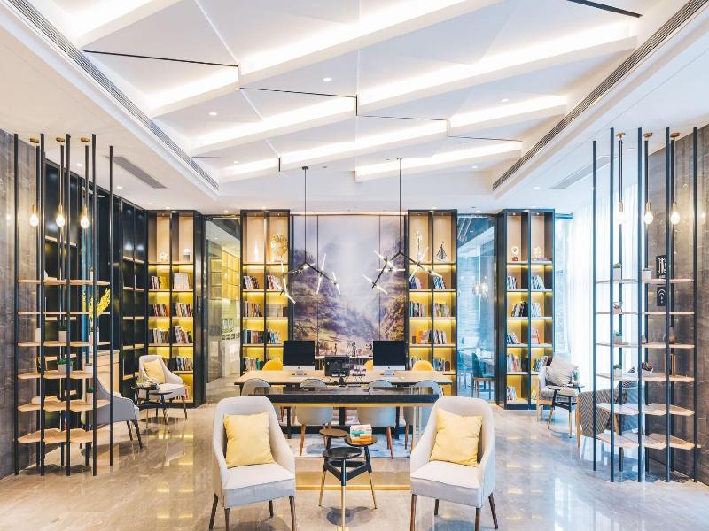Atour Hotel South Bund image