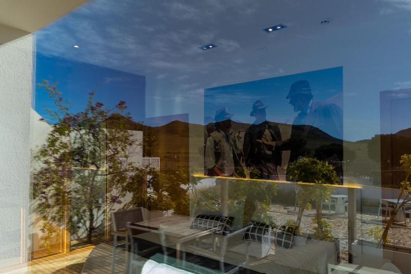 Oro Y Luz image