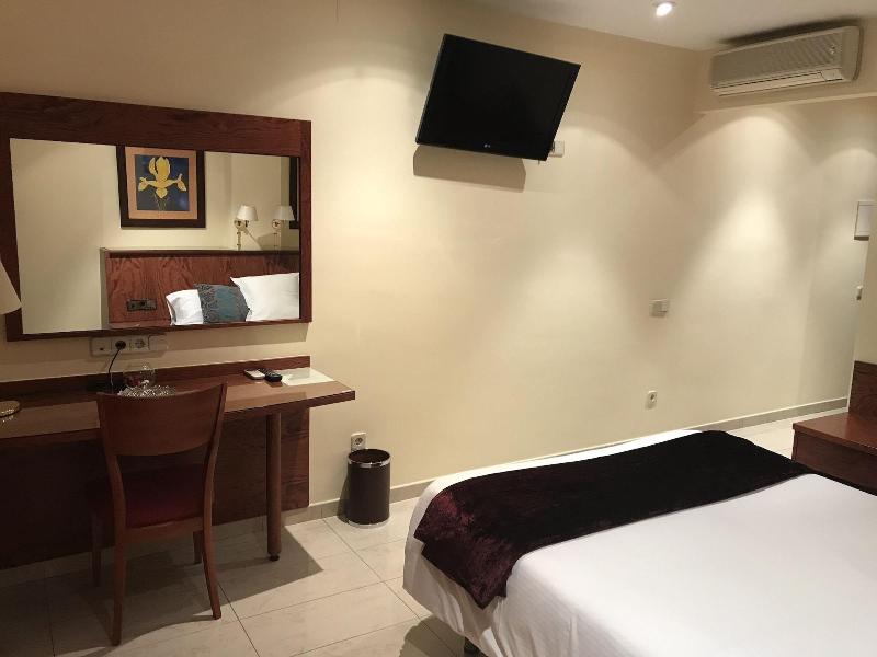 Hotel Suis image
