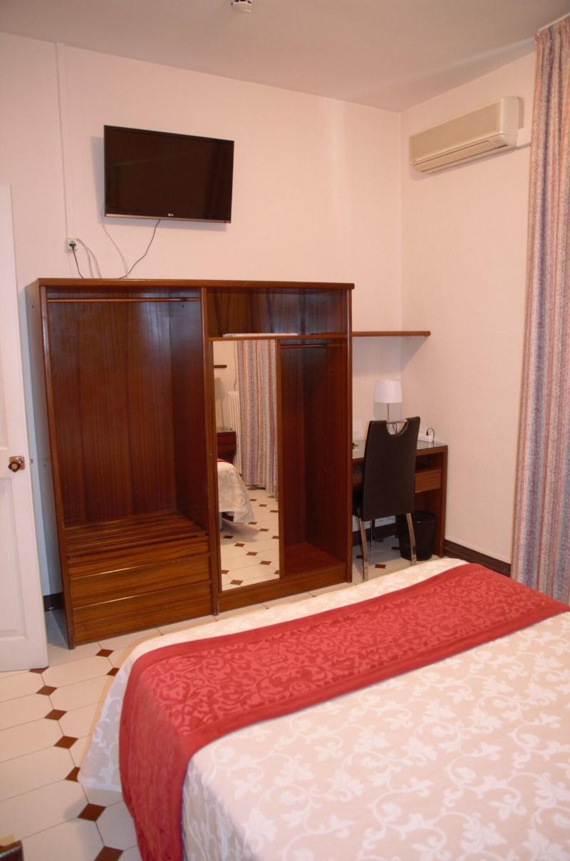 Hotel Suis image