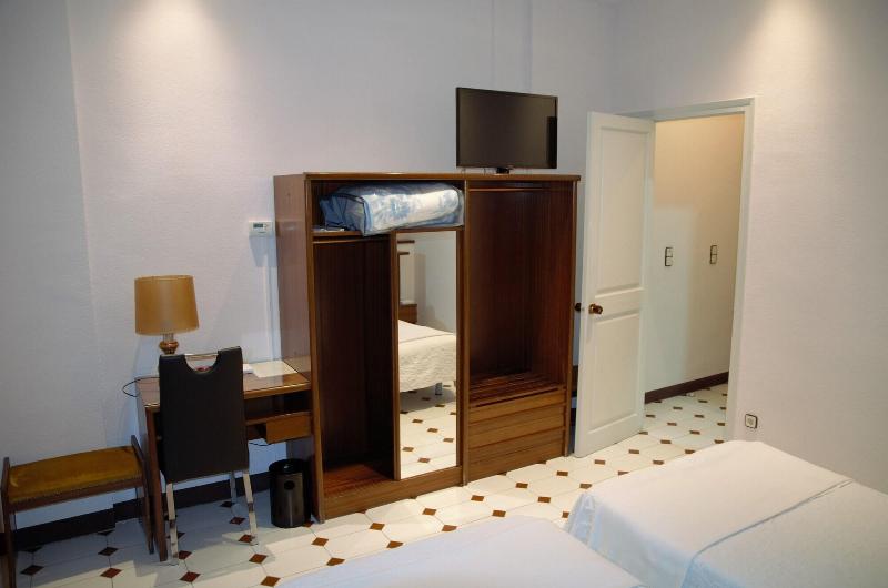 Hotel Suis image