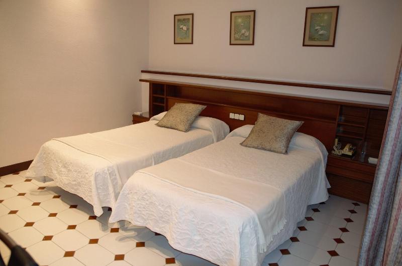 Hotel Suis image