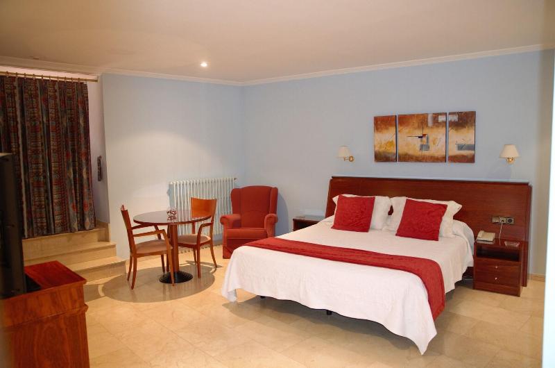 Hotel Suis image