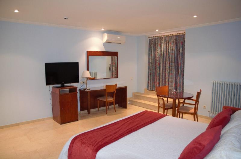Hotel Suis image