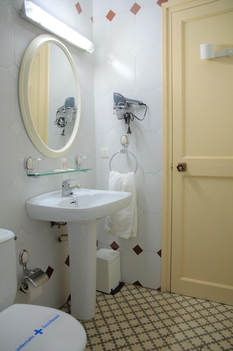 Hotel Suis image