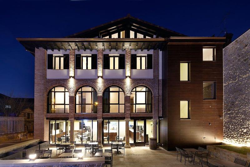 Hotel Imaz image