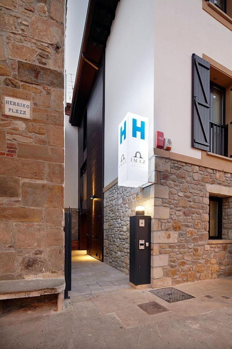 Hotel Imaz image