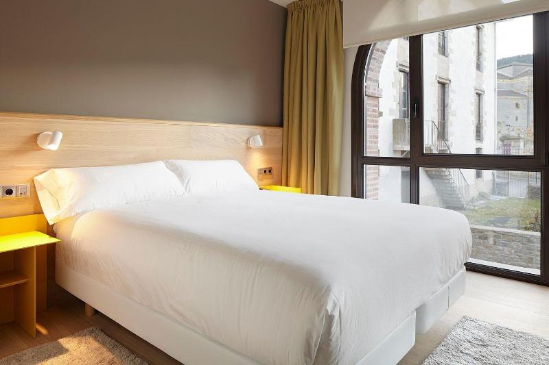 Hotel Imaz image