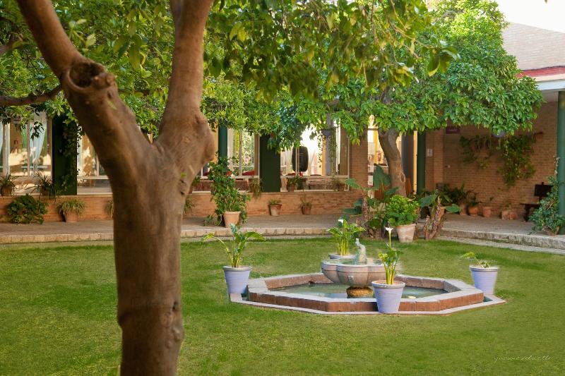Lantana Garden image