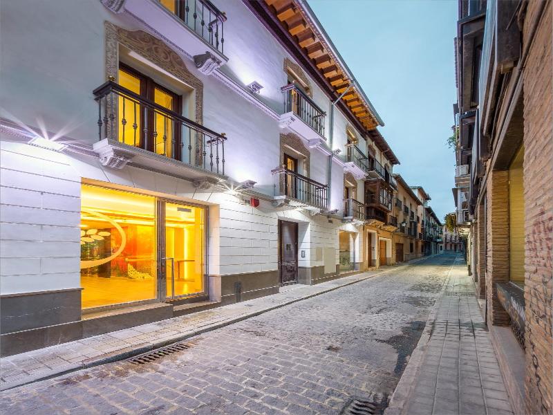 Hotel Arriola image