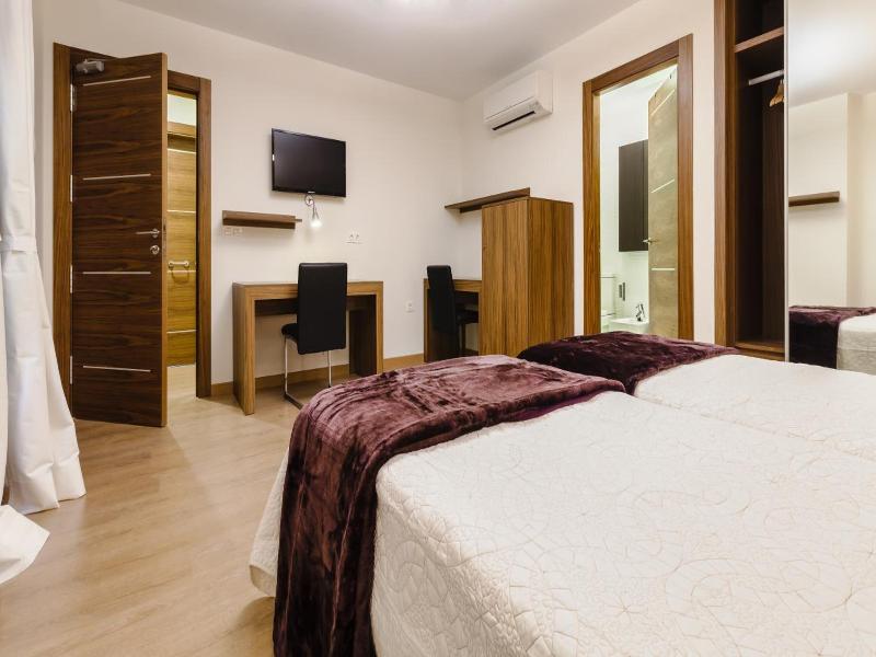 Hotel Arriola image