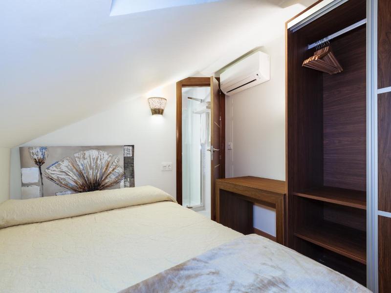 Hotel Arriola image