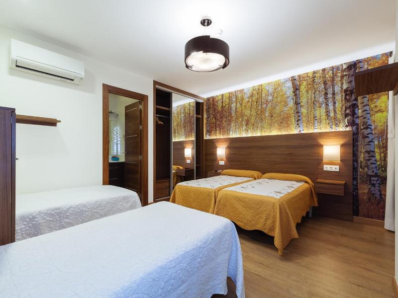 Hotel Arriola image