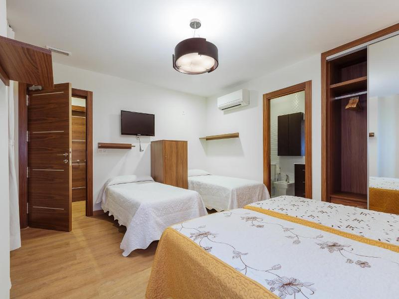 Hotel Arriola image