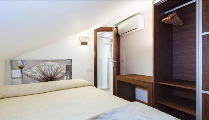 Hotel Arriola image