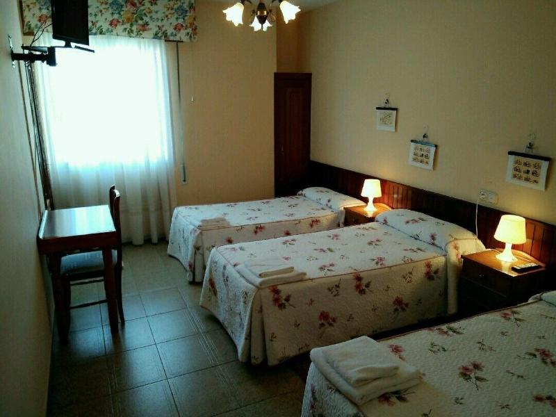 Hostal Mayo image