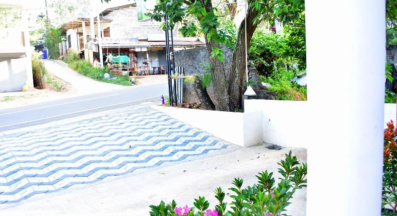 Nine Arch Holiday Resort image
