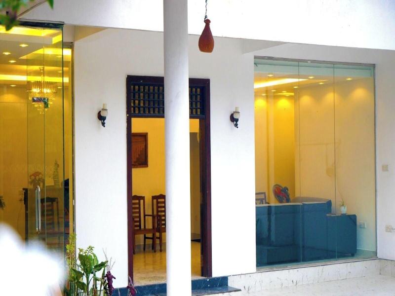 Nine Arch Holiday Resort image