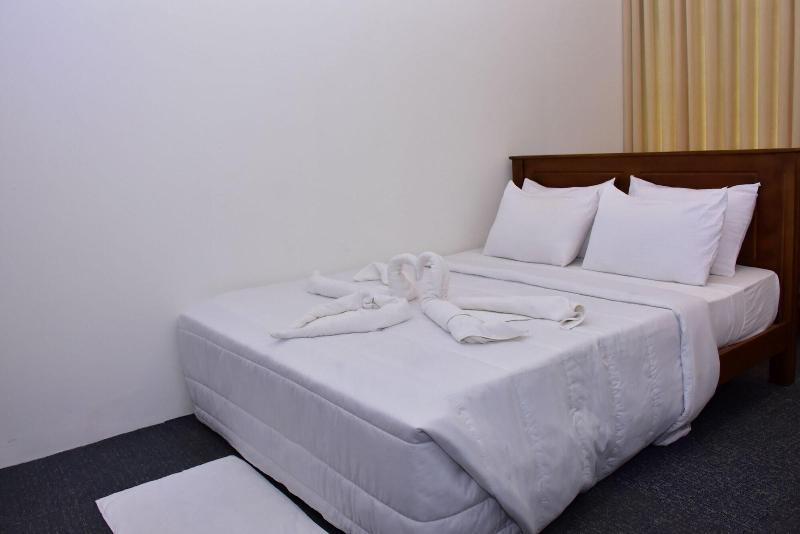 Nine Arch Holiday Resort image