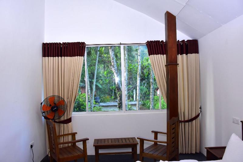 Nine Arch Holiday Resort image