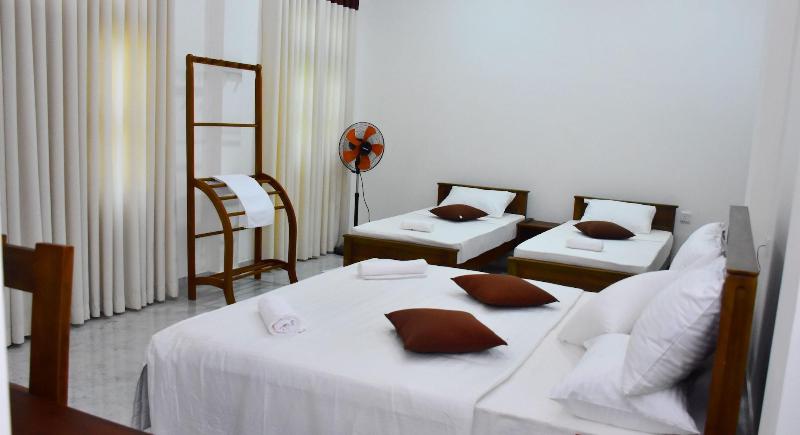 Nine Arch Holiday Resort image
