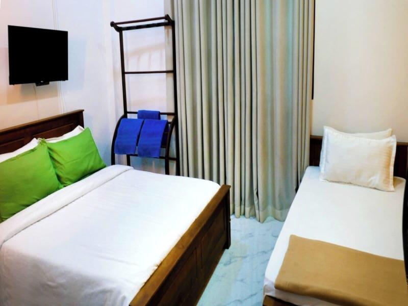 Nine Arch Holiday Resort image
