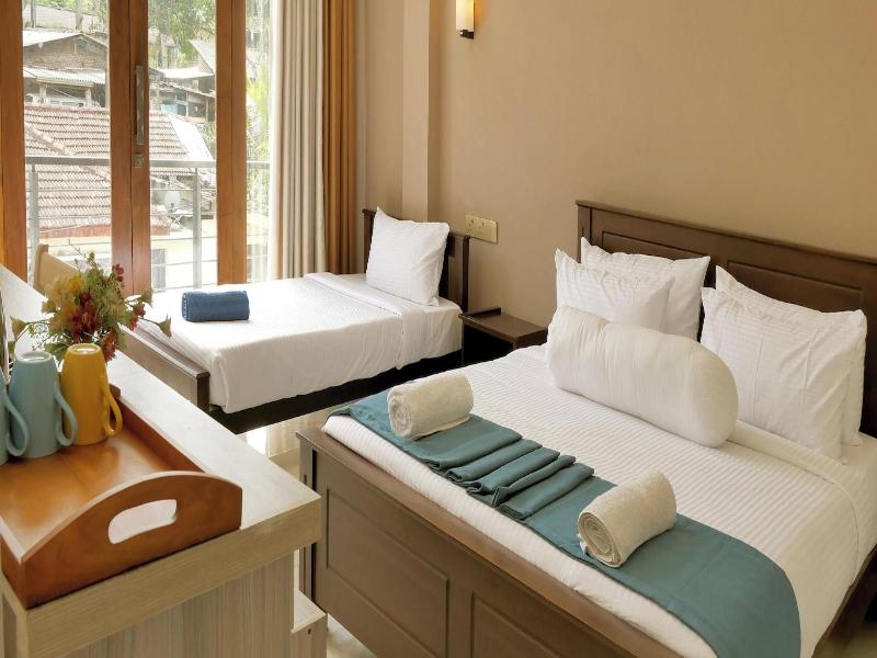 Nine Arch Holiday Resort image