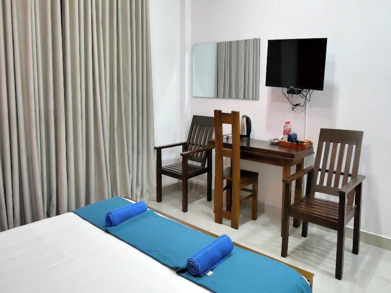 Nine Arch Holiday Resort image