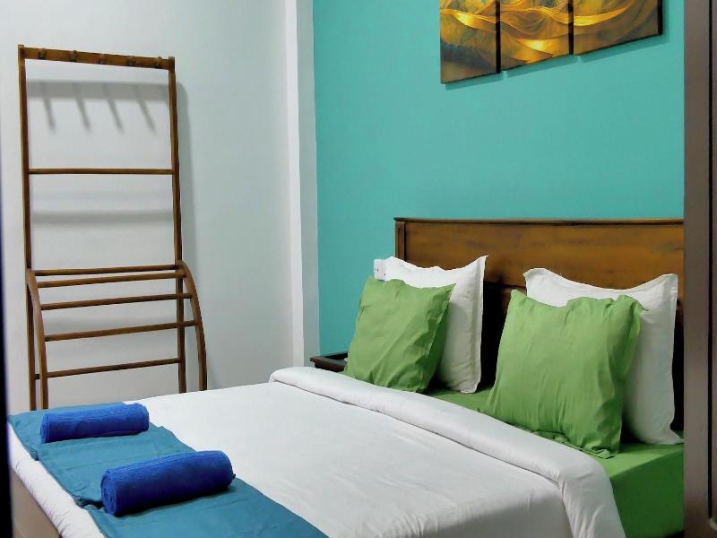 Nine Arch Holiday Resort image