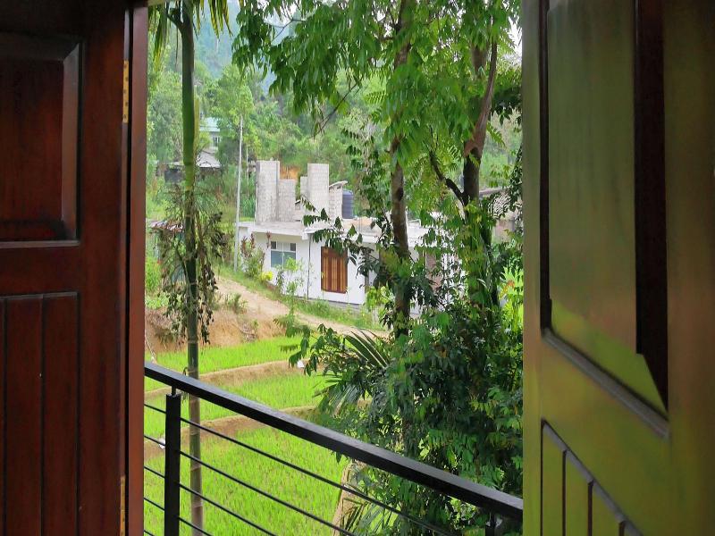 Nine Arch Holiday Resort image