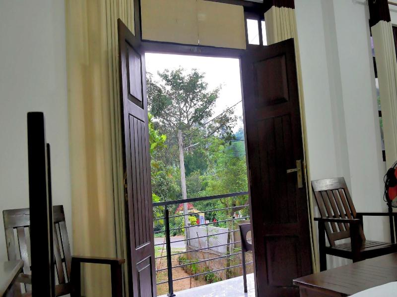 Nine Arch Holiday Resort image