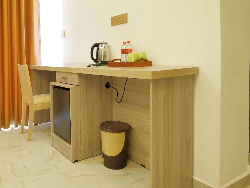 Nine Arch Holiday Resort image