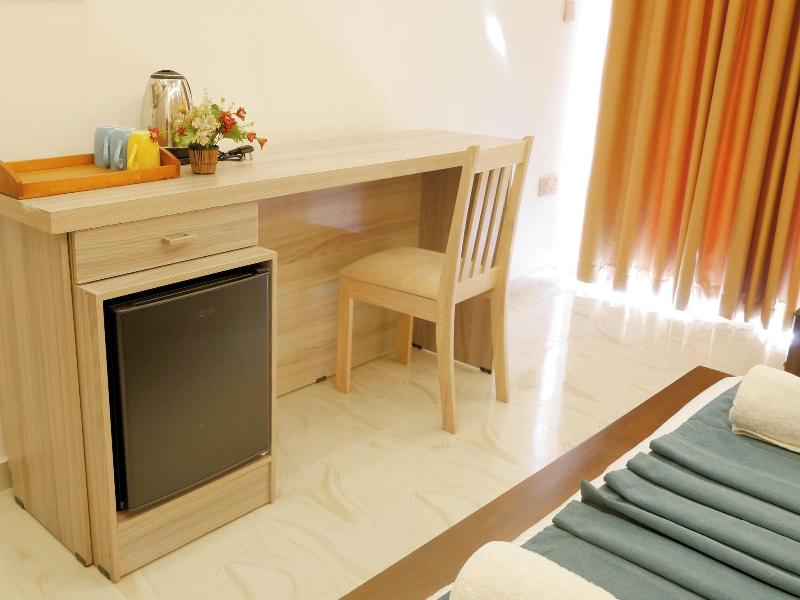 Nine Arch Holiday Resort image